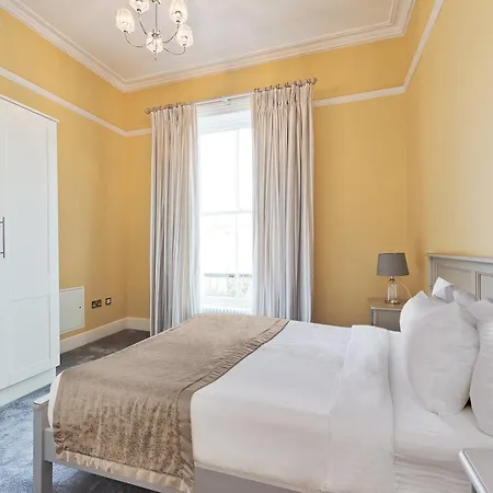 Center Of Dublin: Walk Everywhere Apartment *